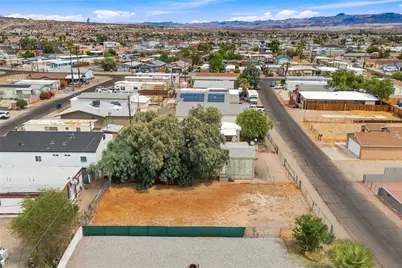 1875 Oliver, Bullhead City, AZ 86442 - Photo 5