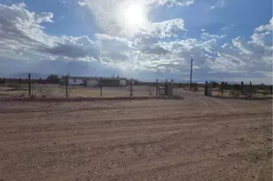 4880 N Escuela Rd, Golden Valley, AZ 86413 - Photo 3
