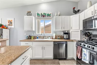 1966 E Pyramid Lake Place, Fort Mohave, AZ 86426 - Photo 15