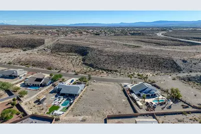 2881 Country Hills Road, Bullhead City, AZ 86442 - Photo 17