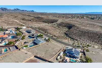 2881 Country Hills Road, Bullhead City, AZ 86442 - Photo 9