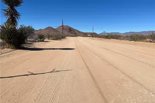 5485 and 5490 N Laguna Rd, Golden Valley, AZ 86413 - Photo 79