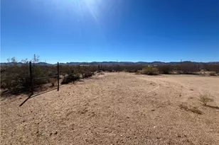 5485 and 5490 N Laguna Rd, Golden Valley, AZ 86413 - Photo 43