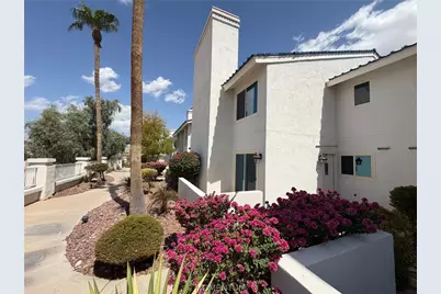 1800 Clubhouse Drive #B16, Bullhead City, AZ 86442 - Photo 1