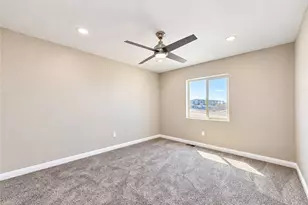 2442 E Blackfoot Rd, Fort Mohave, AZ 86426 - Photo 15