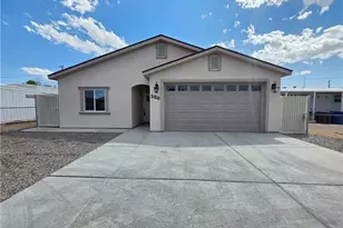 520 Harbor Dr, Bullhead City, AZ 86442 - Photo 1