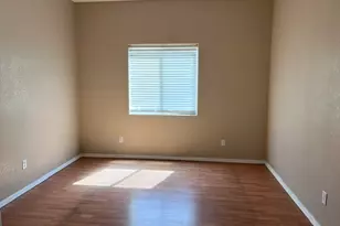 2424 Stonebridge Dr, Bullhead City, AZ 86442 - Photo 9