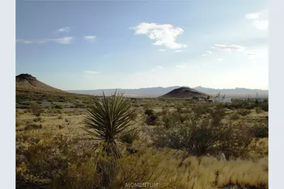 417 S Klagetoh Road, Golden Valley, AZ 86413 - Photo 3