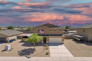 574 Holly St, Bullhead City, AZ 86442 - Photo 1