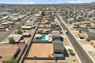 574 Holly St, Bullhead City, AZ 86442 - Photo 57