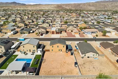 574 Holly Street, Bullhead City, AZ 86442 - Photo 3