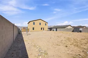 574 Holly St, Bullhead City, AZ 86442 - Photo 47