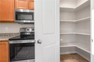 479 S Gln Cyn Rd, Golden Valley, AZ 86413 - Photo 43