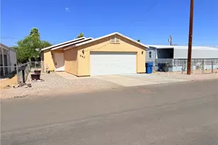 563 Coral Reef Dr, Bullhead City, AZ 86442 - Photo 3
