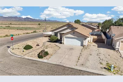 3751 E Potter Avenue, Kingman, AZ 86409 - Photo 1