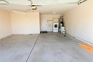 921 Holly St, Bullhead City, AZ 86442 - Photo 5