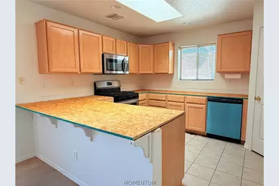 921 Holly Street, Bullhead City, AZ 86442 - Photo 17