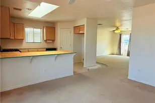 921 Holly St, Bullhead City, AZ 86442 - Photo 11