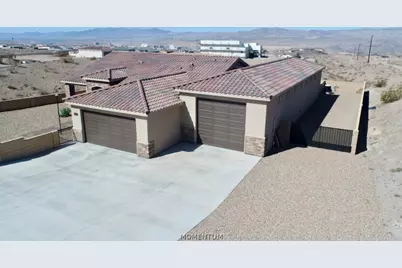 3195 Canyon De Chelly Drive, Bullhead City, AZ 86429 - Photo 3