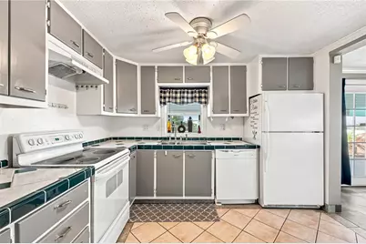 1436 Colina Drive, Bullhead City, AZ 86442 - Photo 11