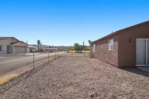 1970 Diamond Dr, Bullhead City, AZ 86442 - Photo 35