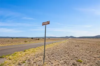 53236 N Saddlerock Drive, Seligman, AZ 86337 - Photo 29