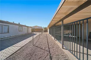 954 Stahlman Dr, Bullhead City, AZ 86442 - Photo 5