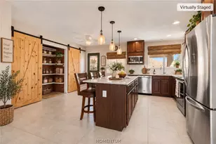 1017 Merrill Ct, Bullhead City, AZ 86442 - Photo 9