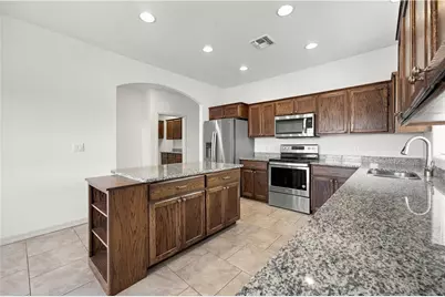 3352 N Apache Street, Kingman, AZ 86401 - Photo 3