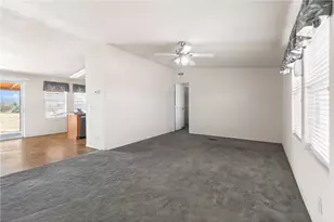 868 S Colorado Rd, Golden Valley, AZ 86413 - Photo 11