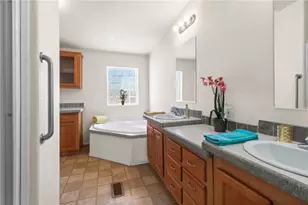 868 S Colorado Rd, Golden Valley, AZ 86413 - Photo 17