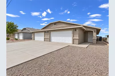 955 E Beverly Avenue, Kingman, AZ 86409 - Photo 1