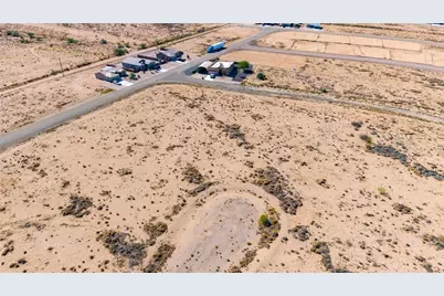 10418 N Horseshoe Court, Kingman, AZ 86401 - Photo 3