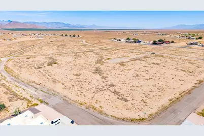 10418 N Horseshoe Court, Kingman, AZ 86401 - Photo 5