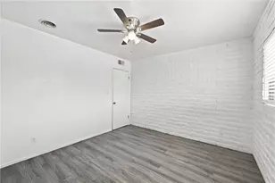 2696 Country Club Dr, Bullhead City, AZ 86442 - Photo 17