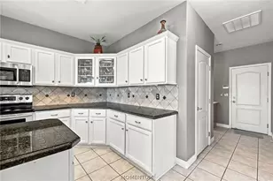 2875 Cresthill Dr, Bullhead City, AZ 86442 - Photo 33
