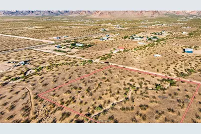2418 S Concho Road, Golden Valley, AZ 86413 - Photo 13