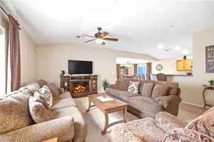 2448 Topanga Dr, Bullhead City, AZ 86442 - Photo 13