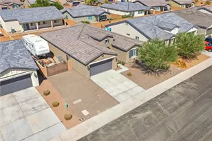 507 Downey Dr, Bullhead City, AZ 86442 - Photo 1