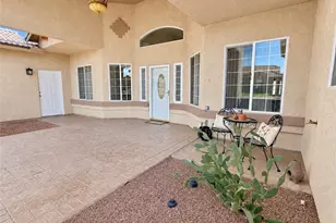 694 Country Club Dr, Kingman, AZ 86401 - Photo 3
