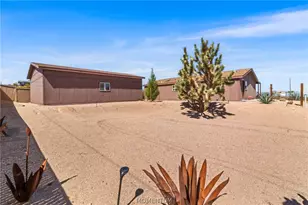 300 E Tusayan Dr, Meadview, AZ 86444 - Photo 33