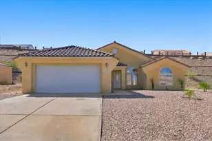 1586 Ilona Dr, Bullhead City, AZ 86442 - Photo 3