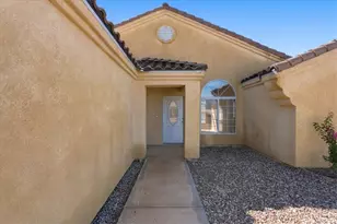 1586 Ilona Dr, Bullhead City, AZ 86442 - Photo 7