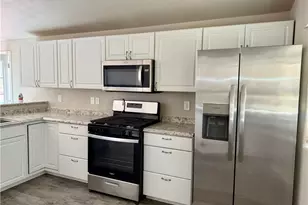 17320 N Mead Dr, Dolan Springs, AZ 86441 - Photo 13