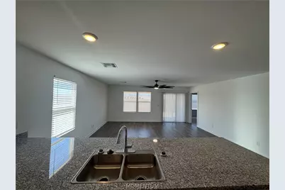 2289 Sarah Pl, Bullhead City, AZ 86429 - Photo 7