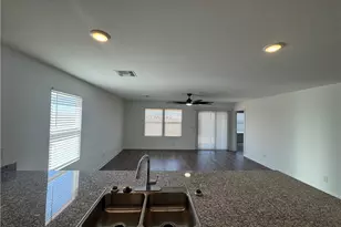 2289 Sarah Pl, Bullhead City, AZ 86429 - Photo 7