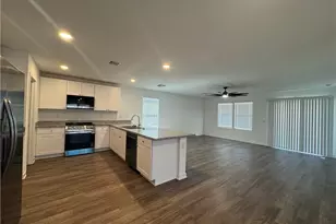2289 Sarah Pl, Bullhead City, AZ 86429 - Photo 11