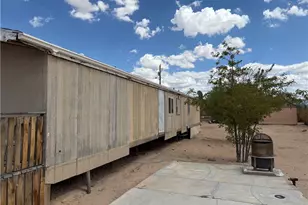 12310 S Fourth St, Yucca, AZ 86438 - Photo 37