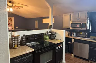 12310 S Fourth St, Yucca, AZ 86438 - Photo 5