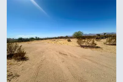 4194 W Crystal Dr Drive, Golden Valley, AZ 86413 - Photo 7
